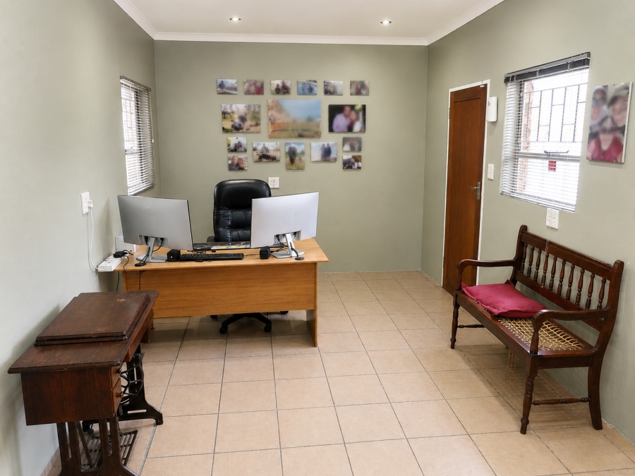 3 Bedroom Property for Sale in Bodorp North West